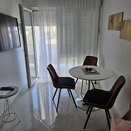 Apartmán Frane *